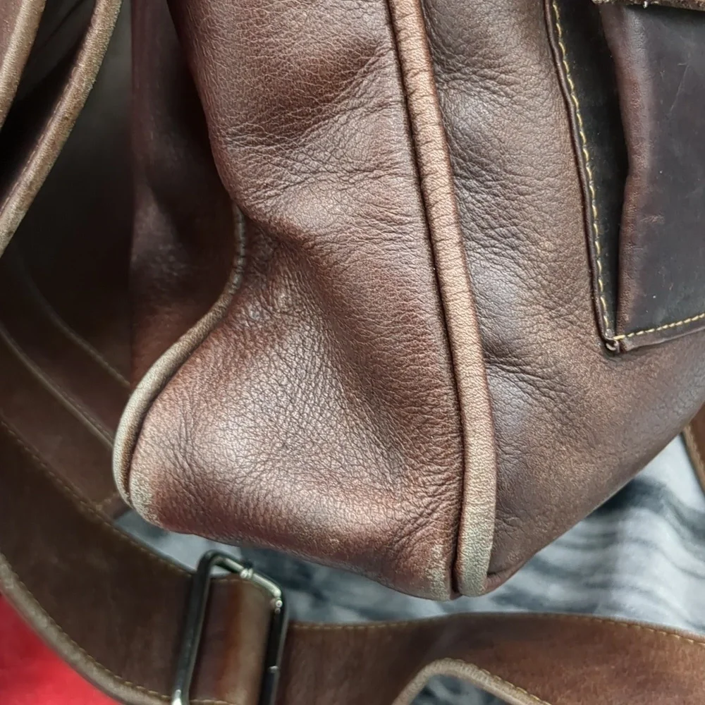 N/A leather bag
